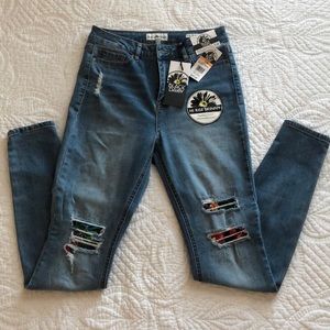 Black Daisy Hi Rise Skinny